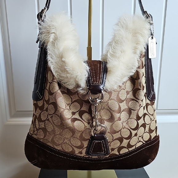 COACH Vintage 2005 Signature Hobo Canvas, Suede & FAUX Fur handbag F052-8K48. - Picture 1 of 11